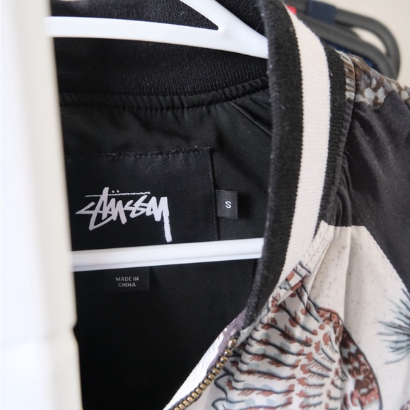 Bomber jacket - Picture 4 of 8